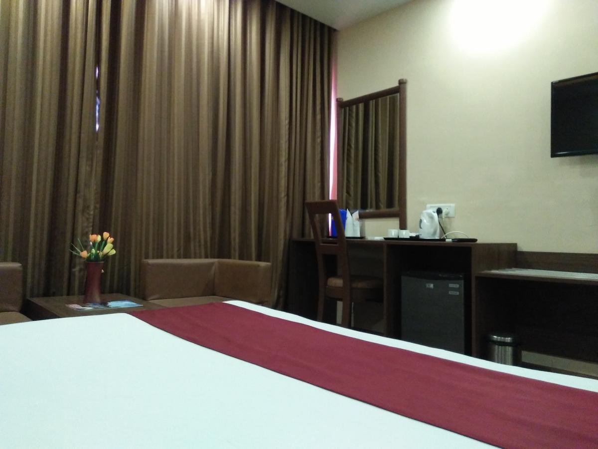 Golden Sun Beach Resort Mahabalipuram Exterior foto