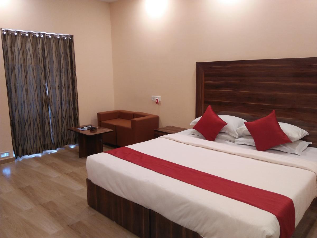 Golden Sun Beach Resort Mahabalipuram Exterior foto